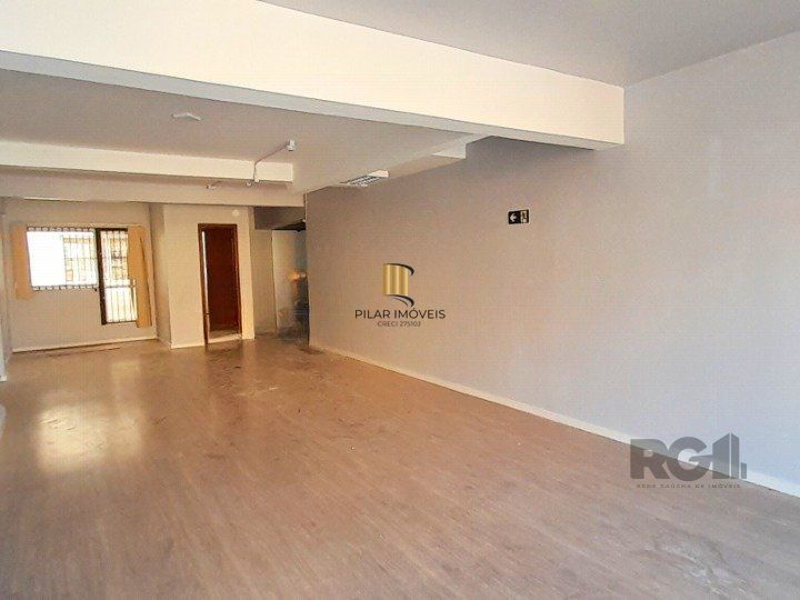 Sala comercial, no bairro Auxiliadora, à venda