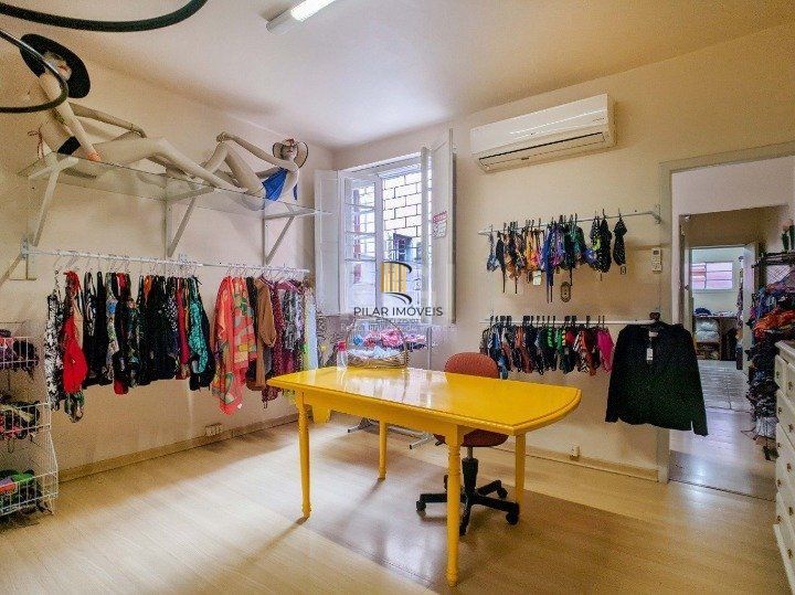 Casa para Venda - 202m², 2 dormitórios, Farroupilha