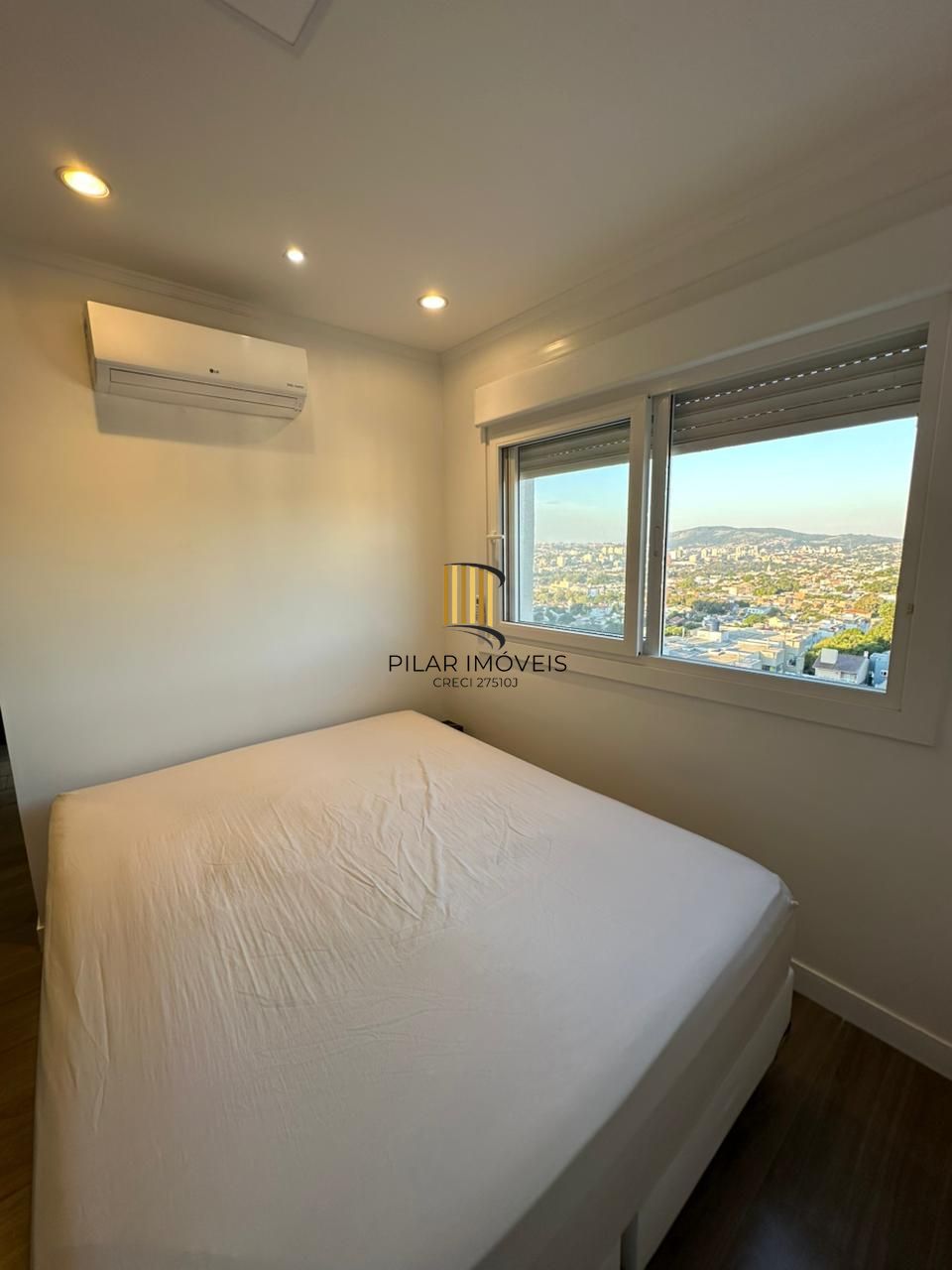 Apartamento de 2 quartos a venda com vaga dupla no Bairro Santo Antonio