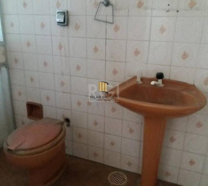 Casa para Venda - 253m², 3 dormitórios, sendo 1 suites, 1 vaga - Santana