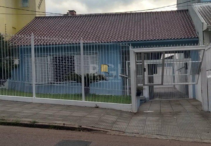 Casa para Venda - 249.86m², 3 dormitórios, sendo 1 suites, 4 vagas - Medianeira - Pilar Imóveis