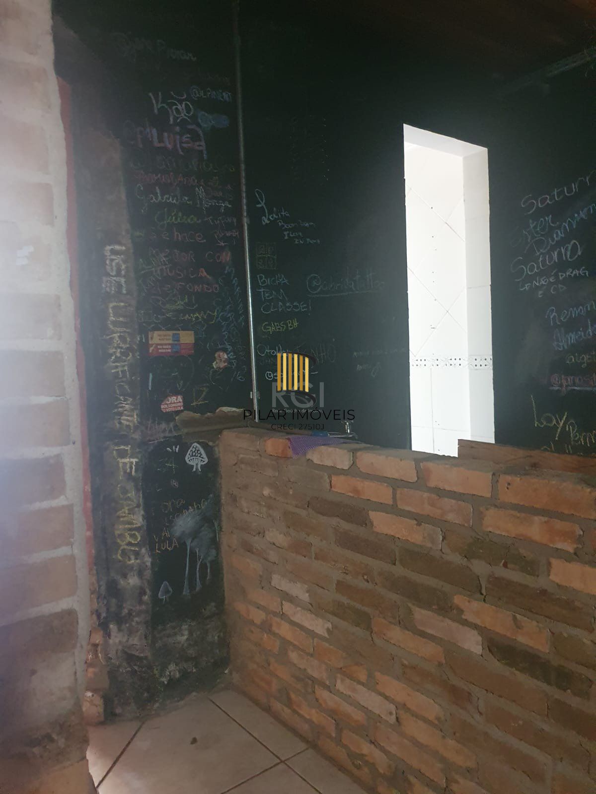 Casa para Venda - 242m², 3 dormitórios, 1 vaga - Cidade Baixa