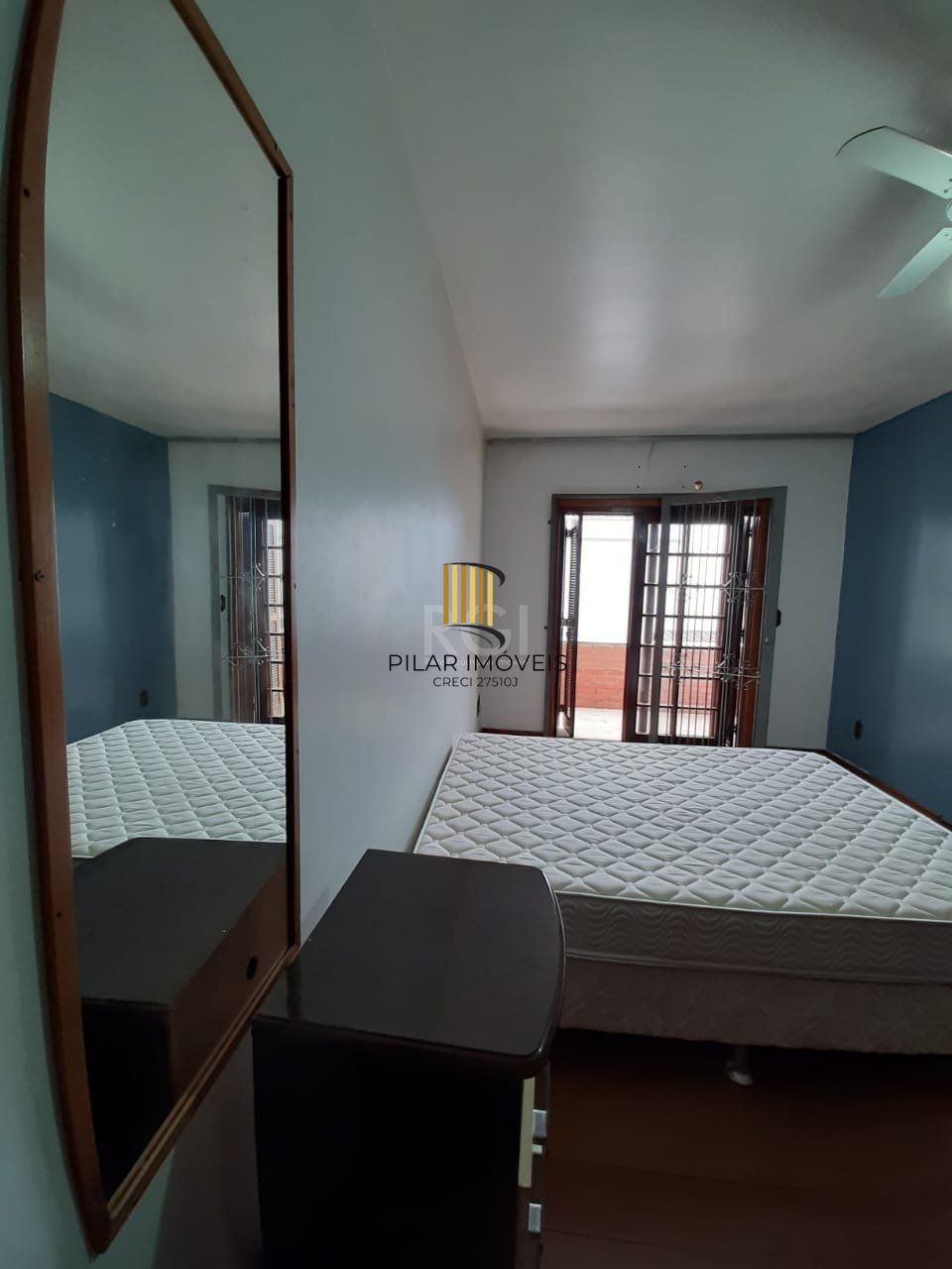 Casa para Venda - 262.02m², 3 dormitórios, sendo 1 suites, 6 vagas - Auxiliadora