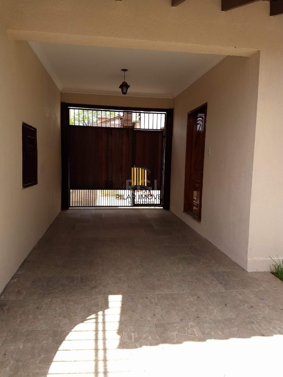 Casa para Venda - 177m², 4 dormitórios, sendo 1 suites, 2 vagas - Partenon