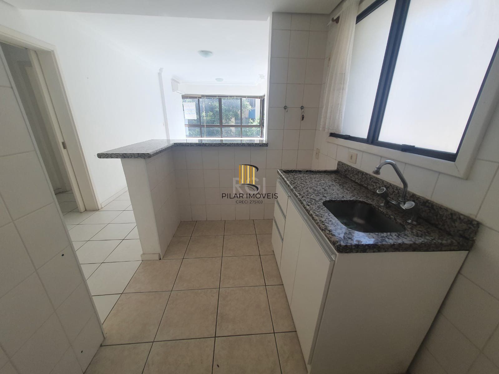 Apartamento para Venda - 90m², 2 dormitórios, 1 vaga - Mont Serrat