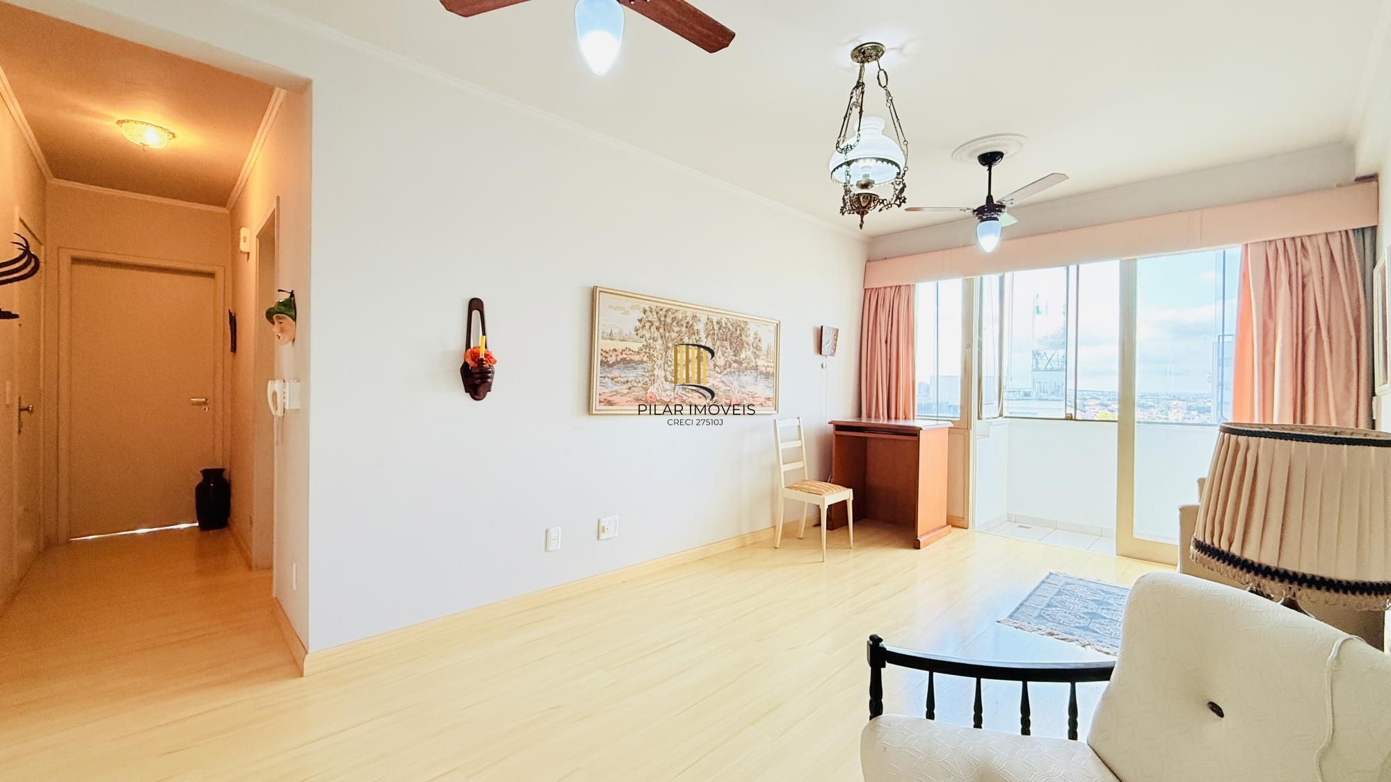 Apartamento 2 dormitórios no bairro Moinhos de Vento