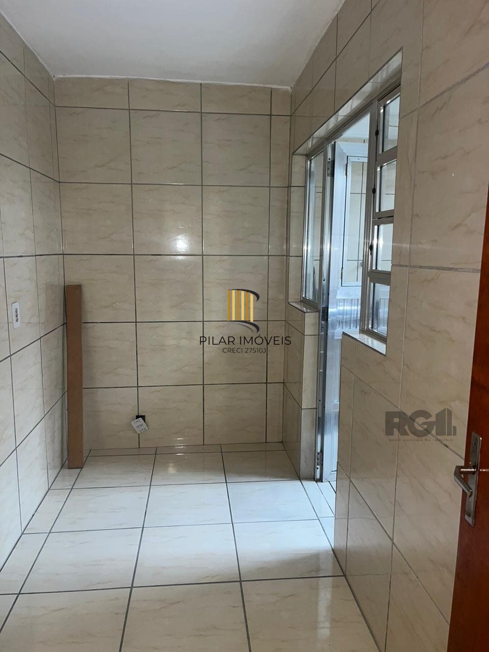 Apartamento de 01 dormitório, no bairro Partenon, para locação / aluguel