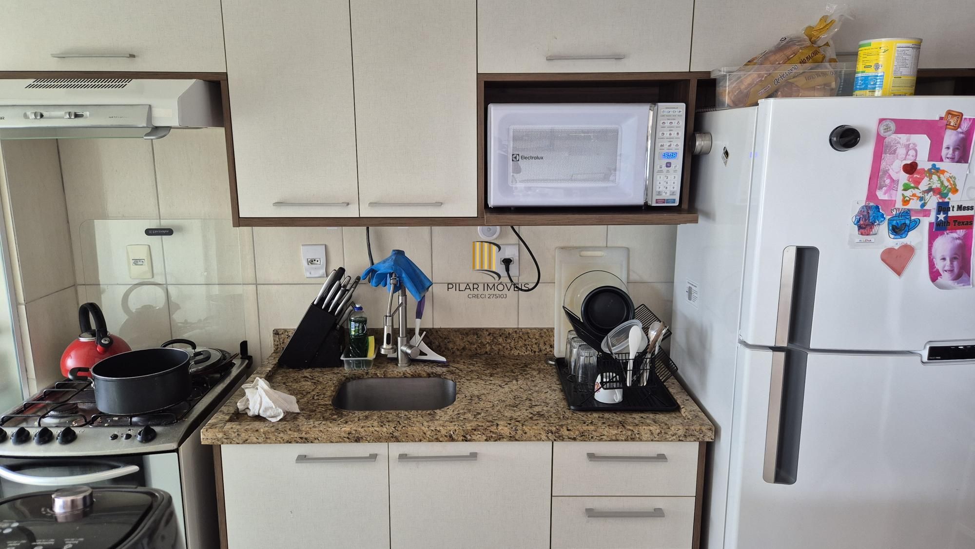 Apartamento 2 dormitórios no bairro Santana