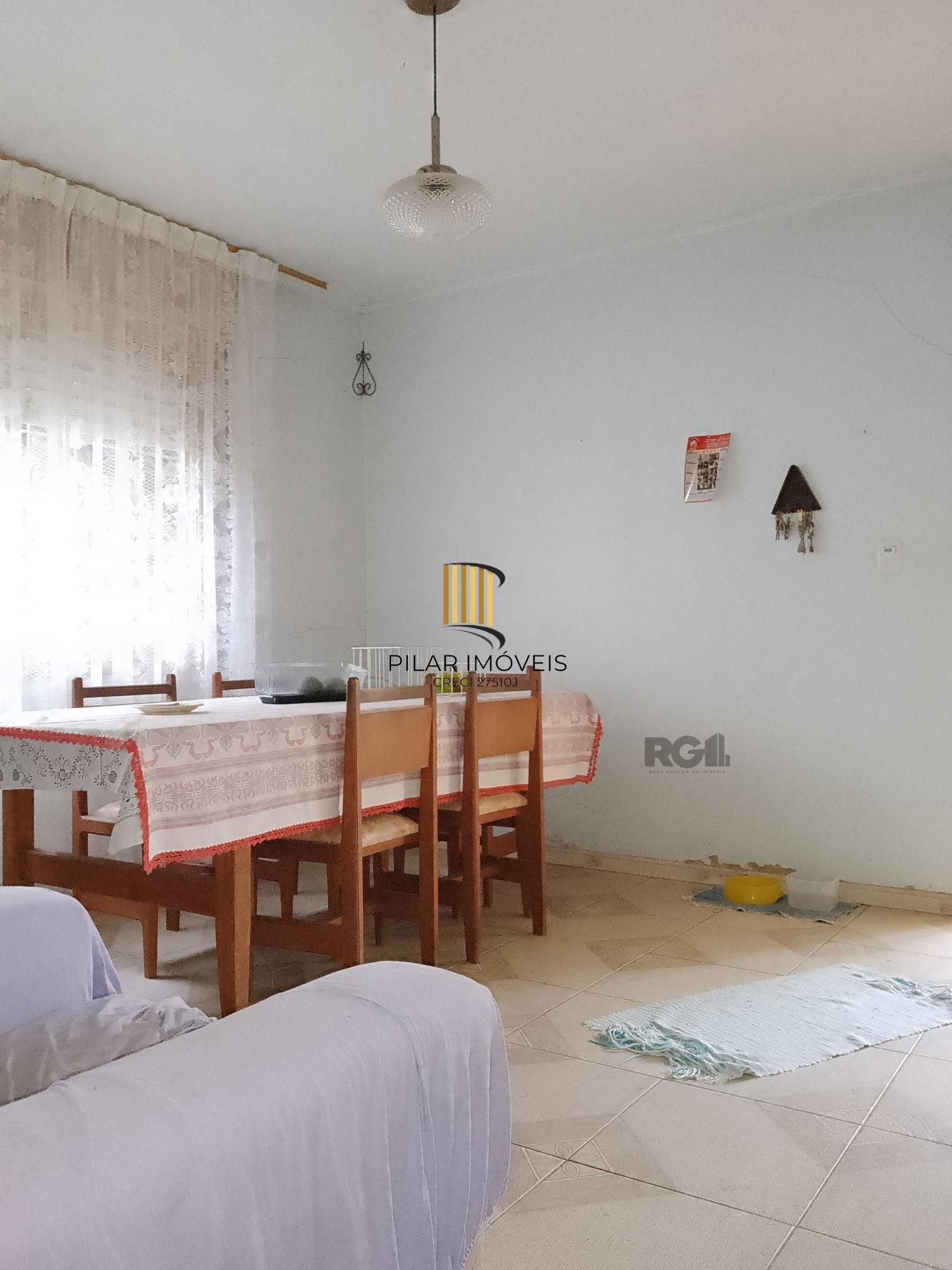 Casa 4 dormitórios, terreno com 1639m² à venda no Morro Santana