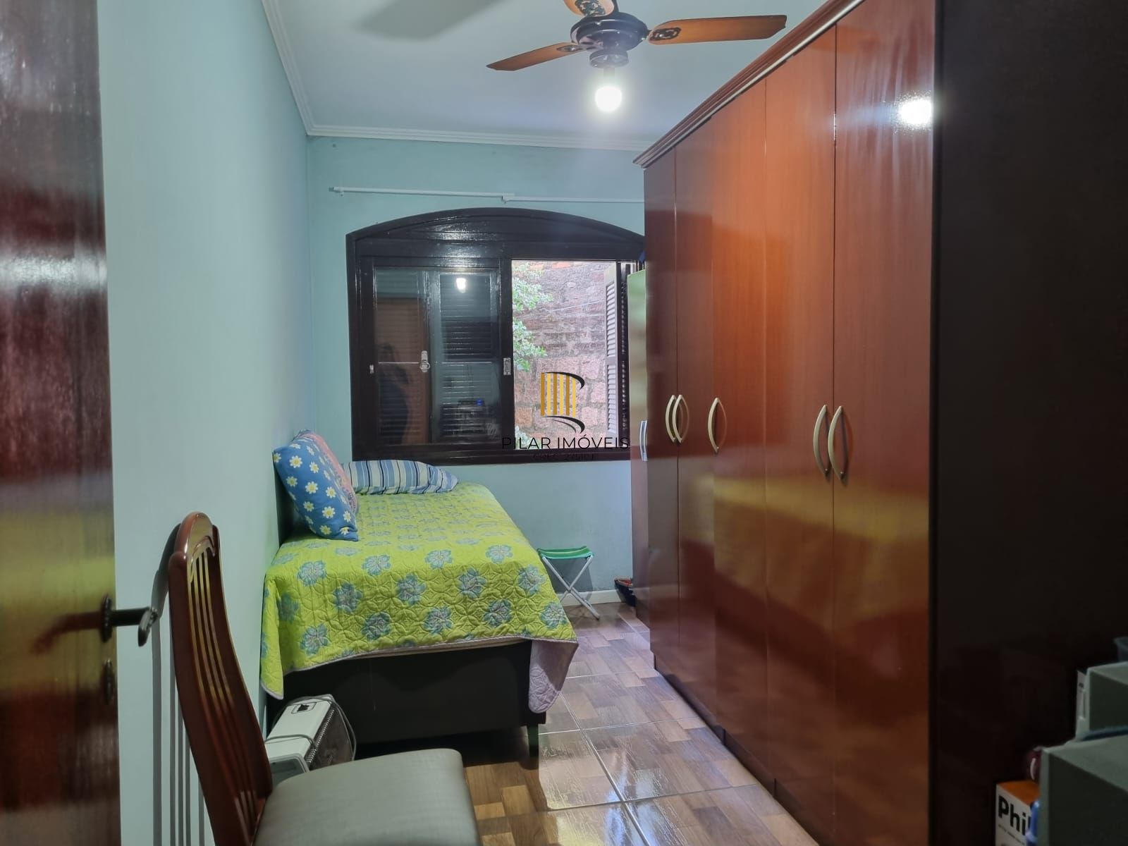 Casa 5 dormitórios no bairro Partenon