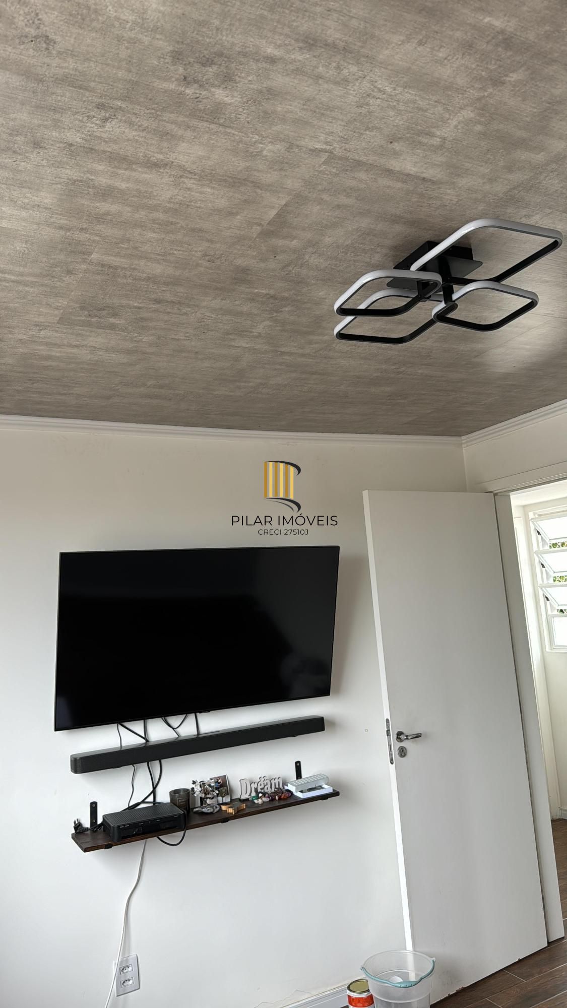 Cobertura 2 dormitórios no bairro Santo Antônio