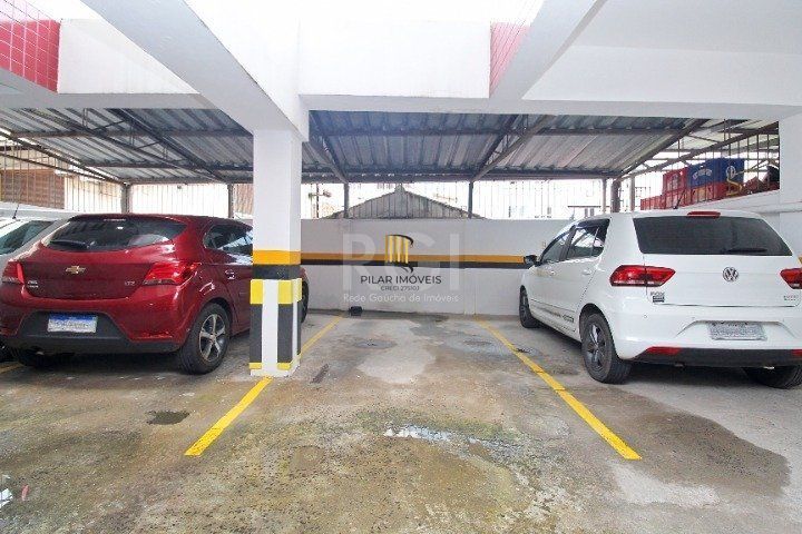 Apartamento para Venda - 47.91m², 1 dormitório, 1 vaga - Petrópolis