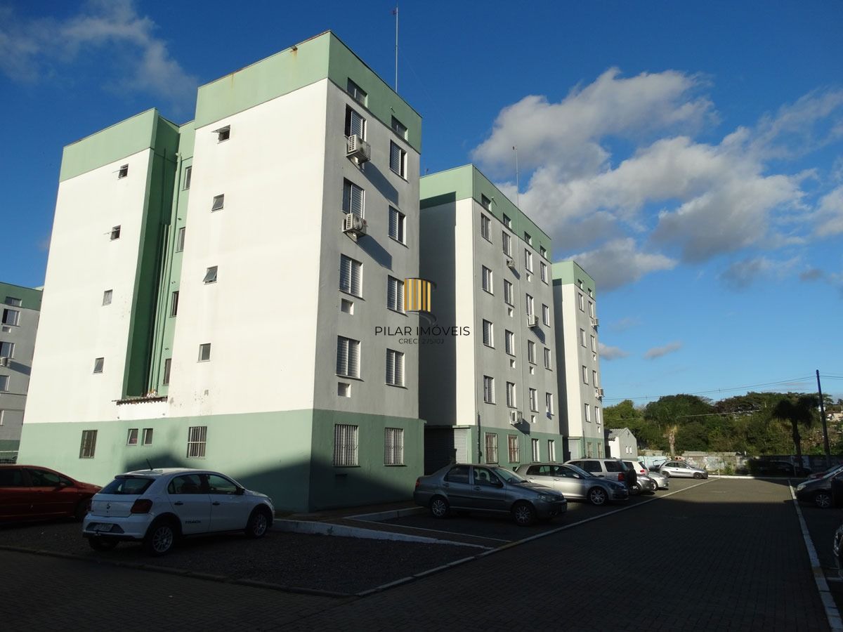 Excelente apartamento de 2 dormitórios, desocupado para venda  no bairro Partenon em Porto Alegre/RS.