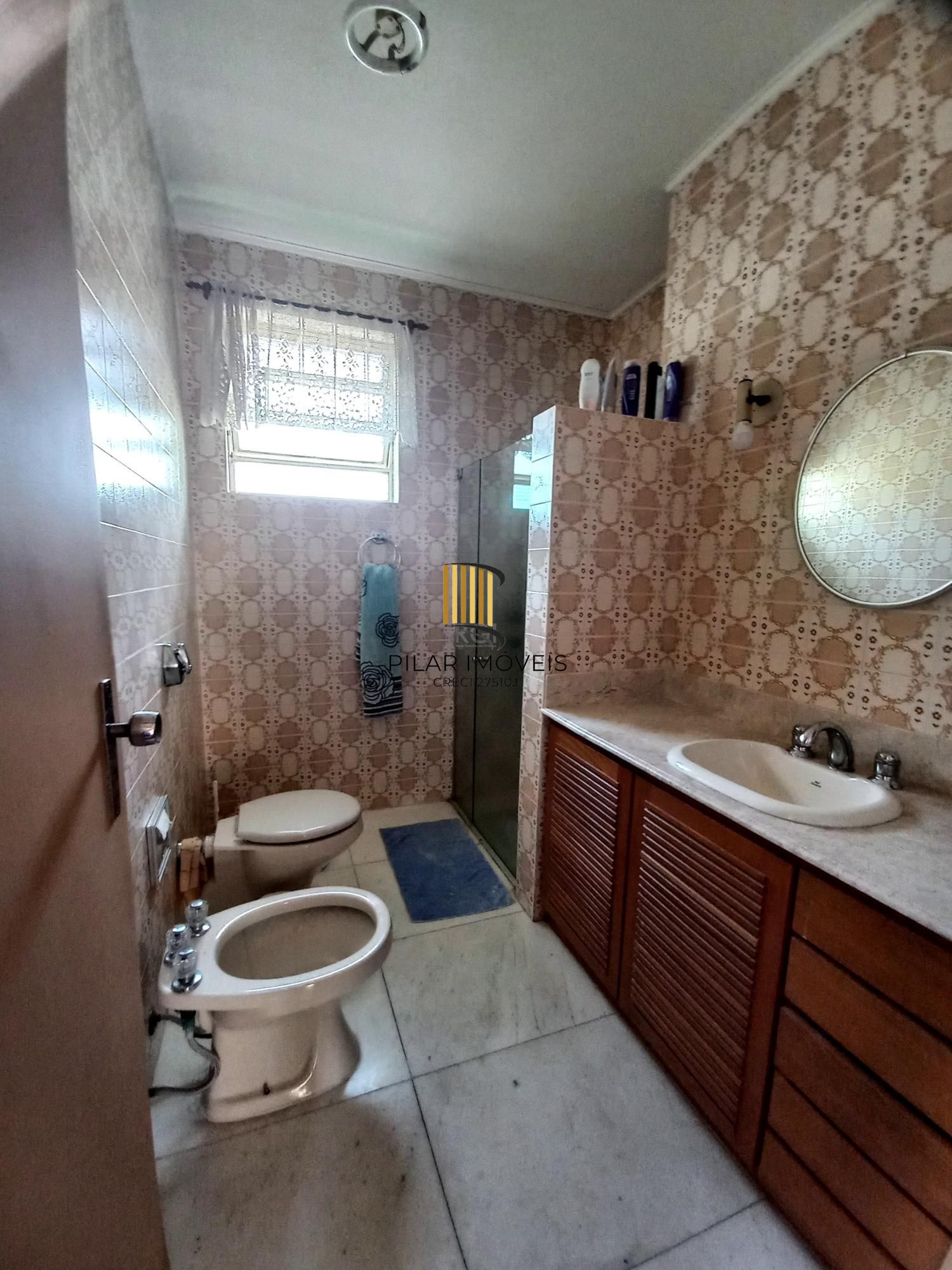 Casa para Venda - 300m², 4 dormitórios, sendo 1 suites, 2 vagas - Santana