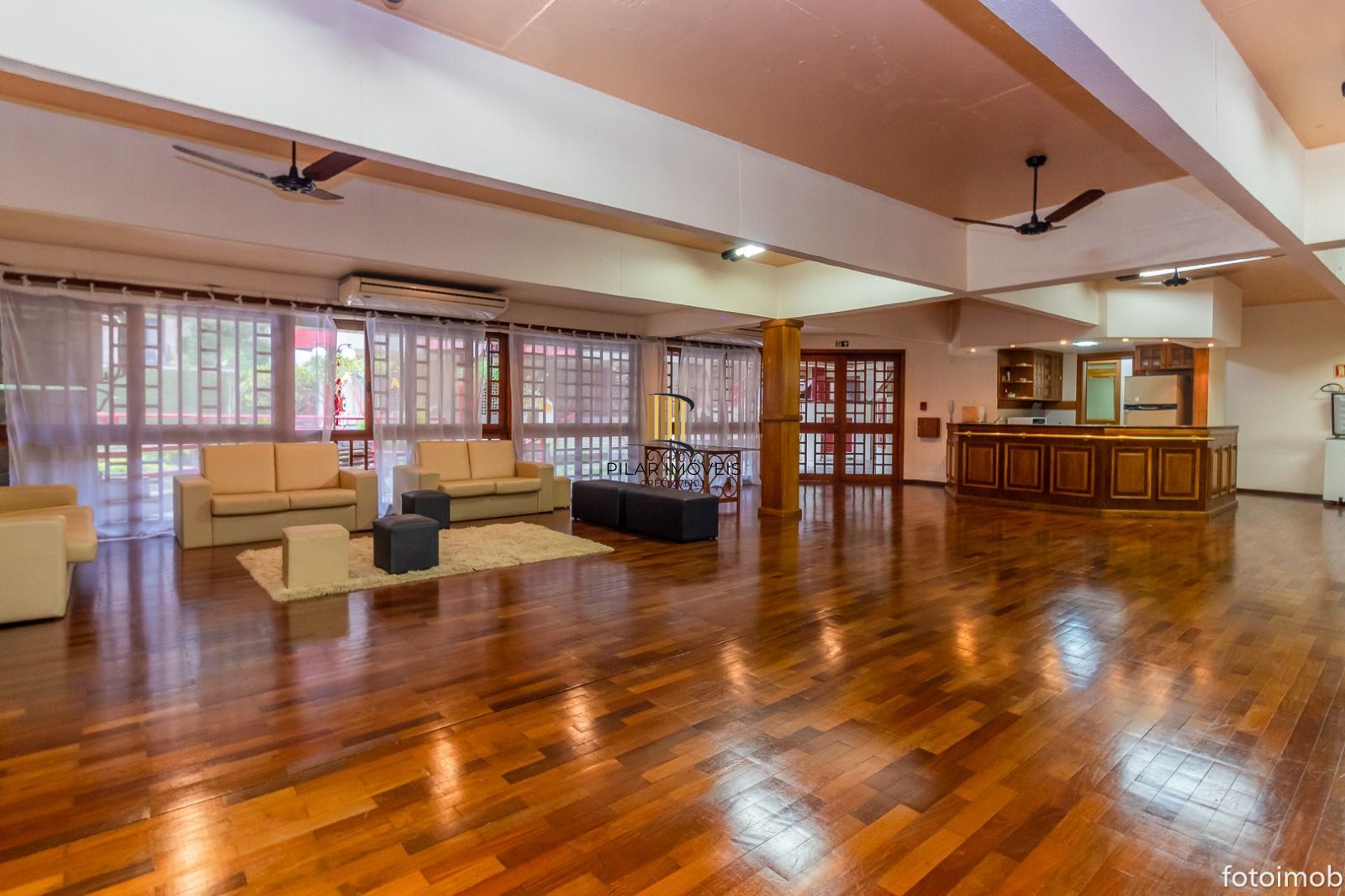 Apartamento 3 dormitórios no bairro Menino Deus