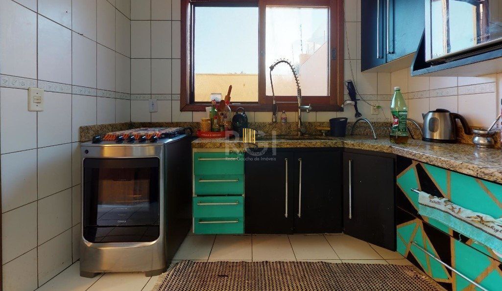 Casa Condominio para Venda - 144.97m², 3 dormitórios, sendo 1 suites, 2 vagas - Cavalhada