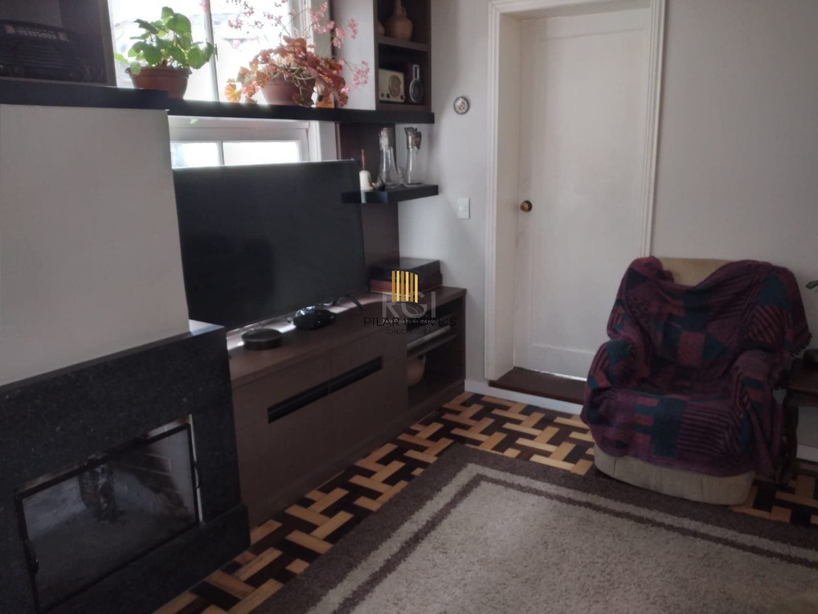 Casa para Venda - 115m², 3 dormitórios, 1 vaga - Petrópolis