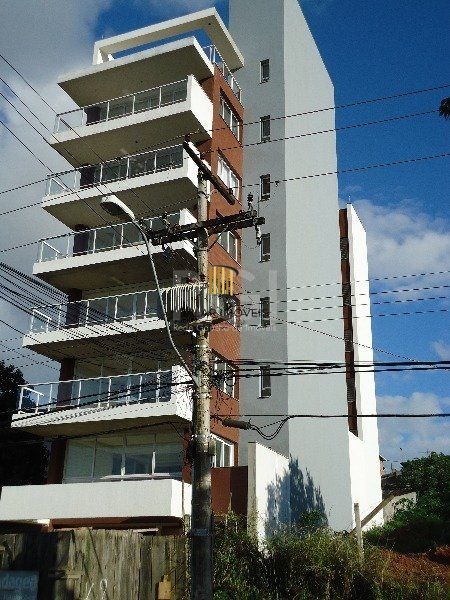 Apartamento para Venda - 146m², 3 dormitórios, sendo 3 suites, 3 vagas - Tristeza