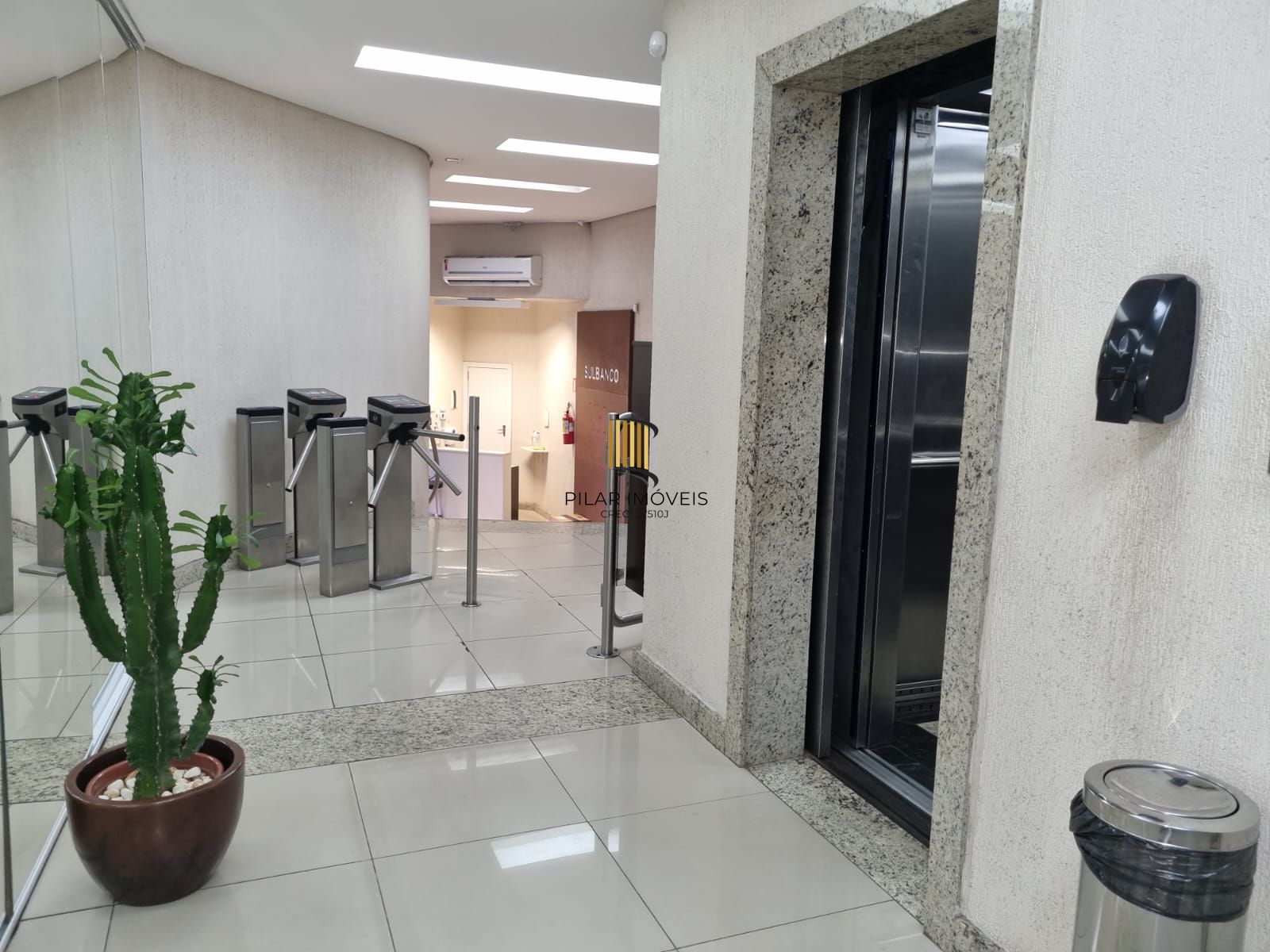 Conjunto Comercial 2 dormitórios no bairro Floresta