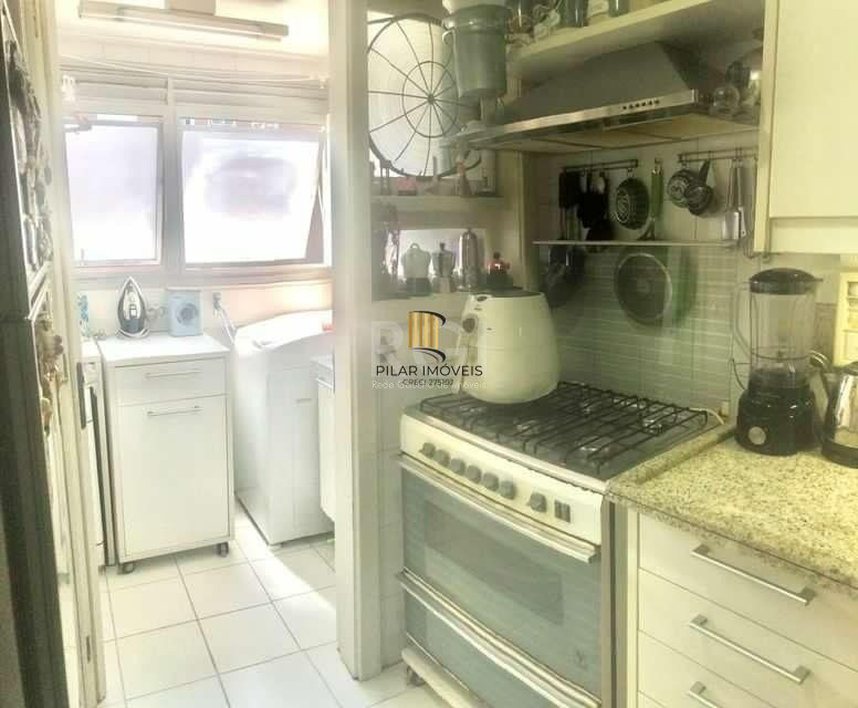 APARTAMENTO NO BAIRRO AUXILIADORA COM 3 DORMITÓRIOS SENDO 1 SUÍTE