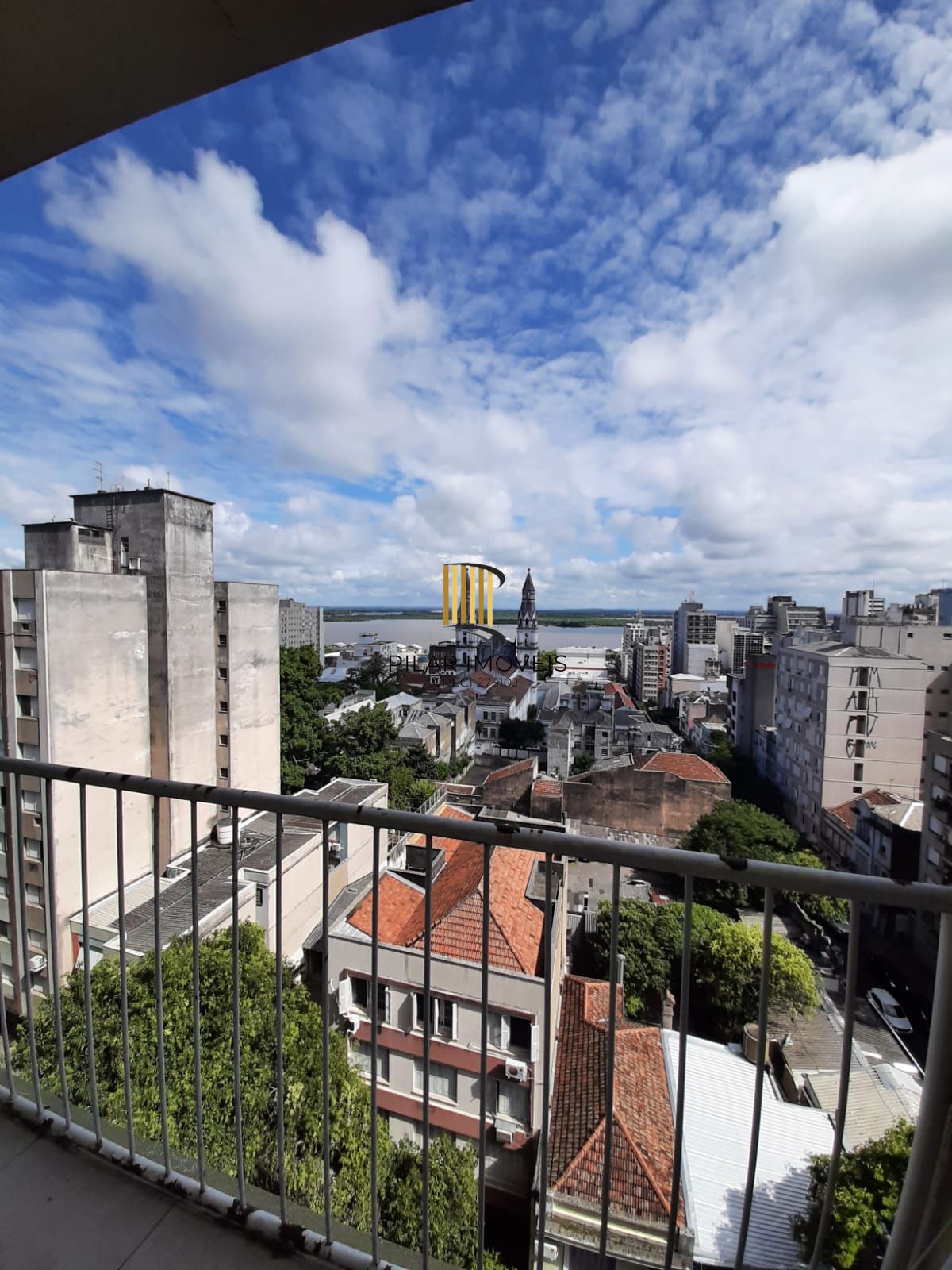 Apartamento 2 dormitórios no bairro Centro Histórico