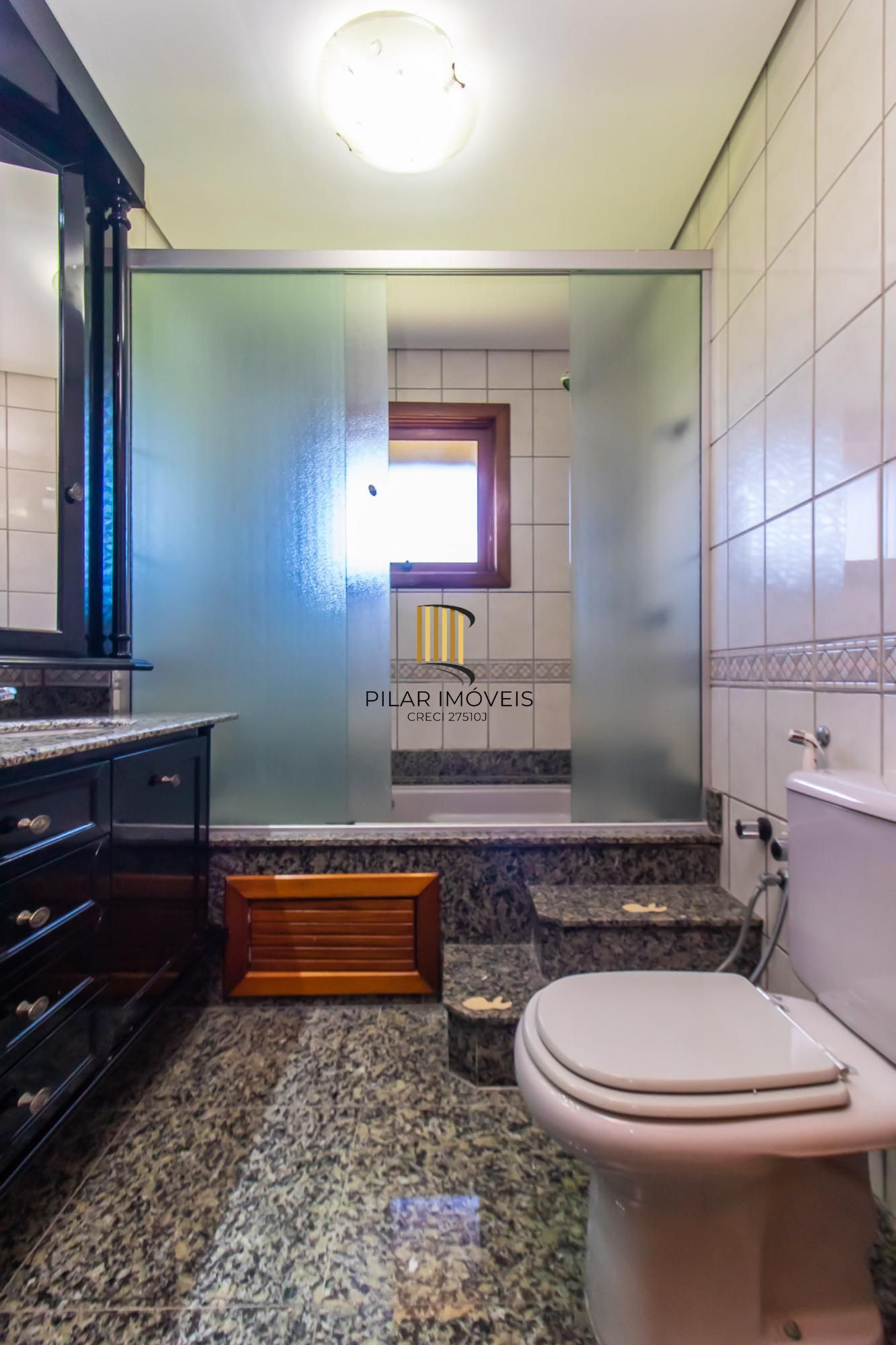 Casa de Condomínio 3 dormitórios no bairro Menino Deus