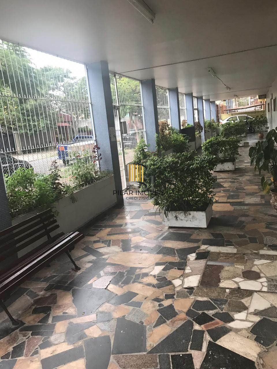 Apartamento para Venda - 101m², 2 dormitórios, 1 vaga - Medianeira