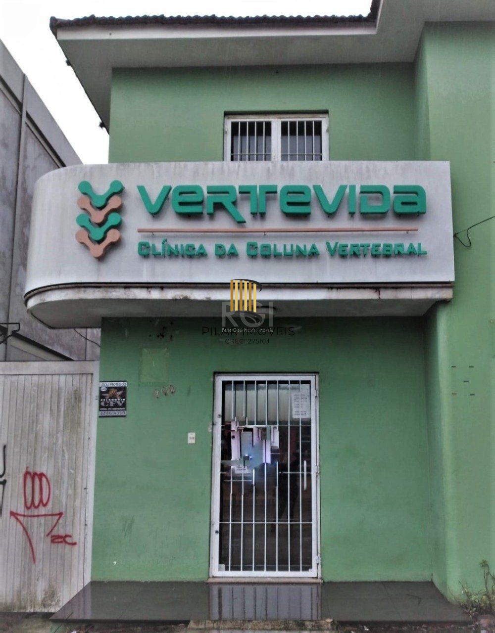 Casa Comercial para Venda - 250m², 0 dormitórios, 10 vagas - Glória