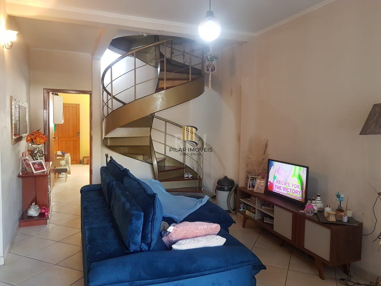 Casa para Venda - 300m², 4 dormitórios, sendo 1 suites, 2 vagas - Glória - Pilar Imóveis