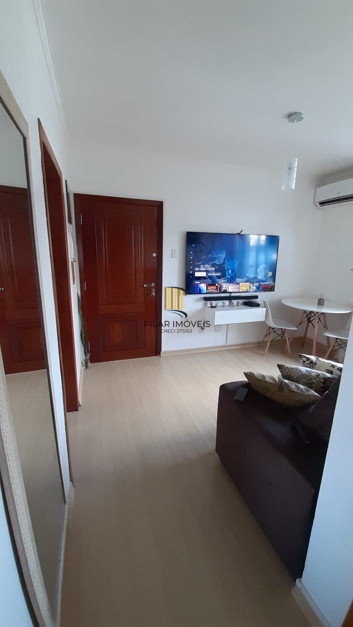 Apartamento 2 dormitórios no bairro Santo Antônio