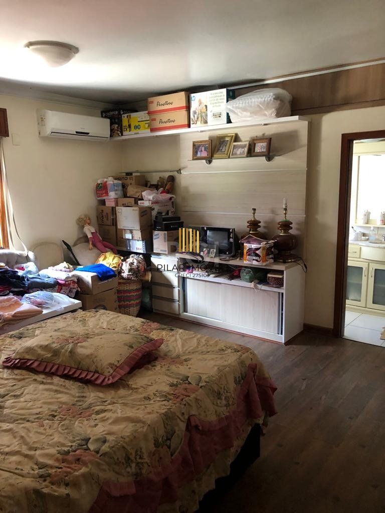 Casa para Venda - 225.91m², 4 dormitórios, sendo 2 suites, 1 vaga - Nonoai