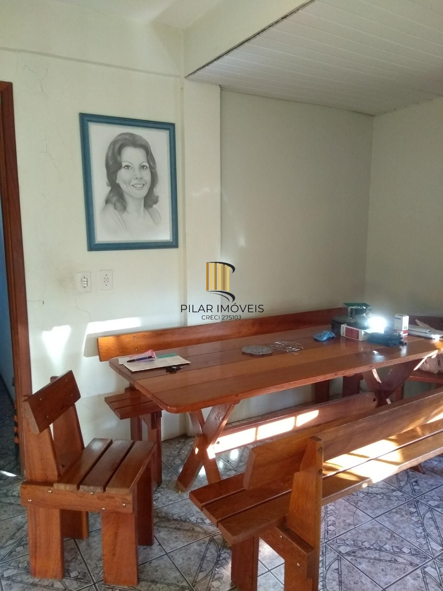 Predio para Venda - 291m², 3 dormitórios, sendo 2 suites, 1 vaga - Partenon