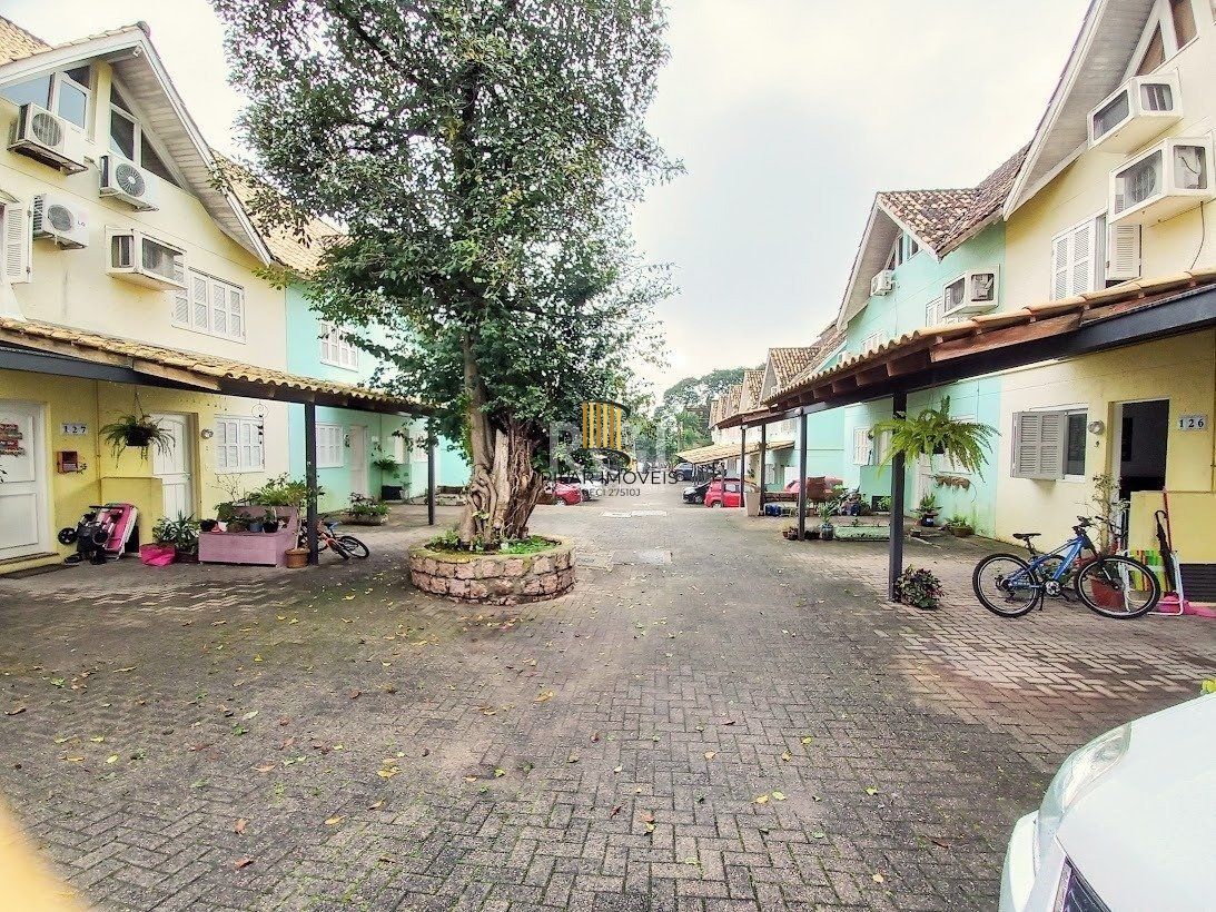 Casa de Condomínio 3 dormitórios no bairro Tristeza