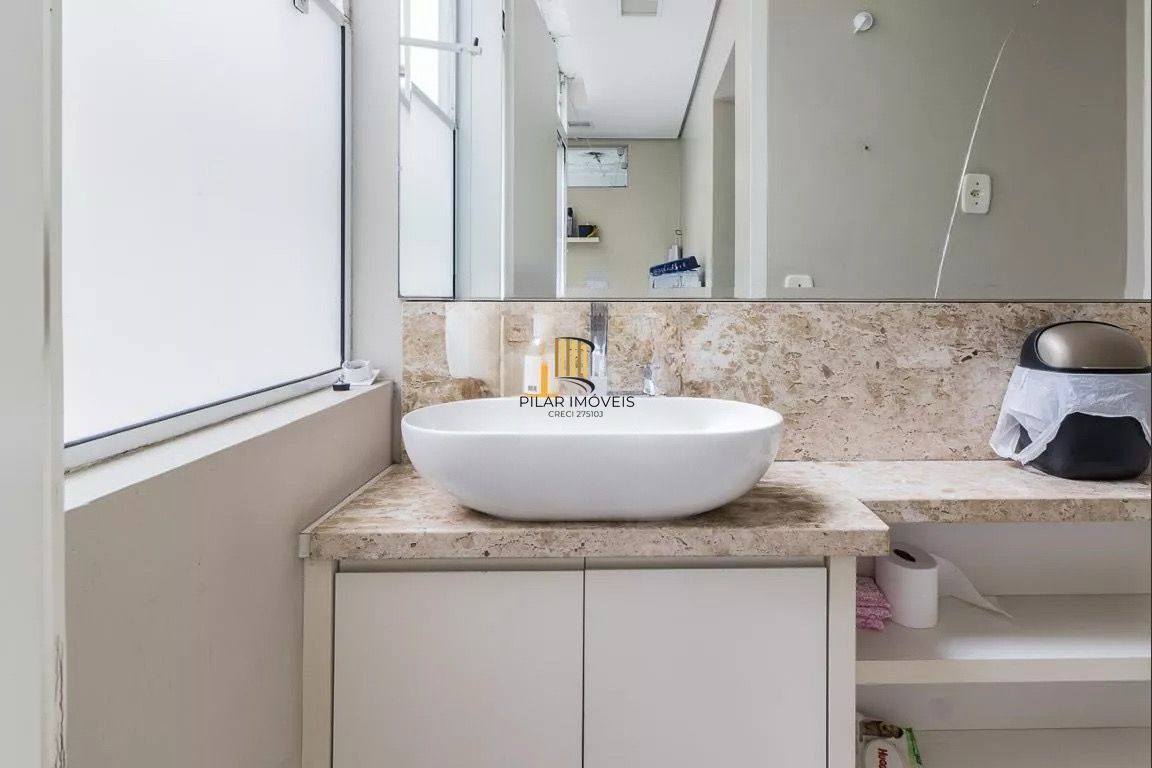 Apartamento 3 dormitórios no bairro Farroupilha