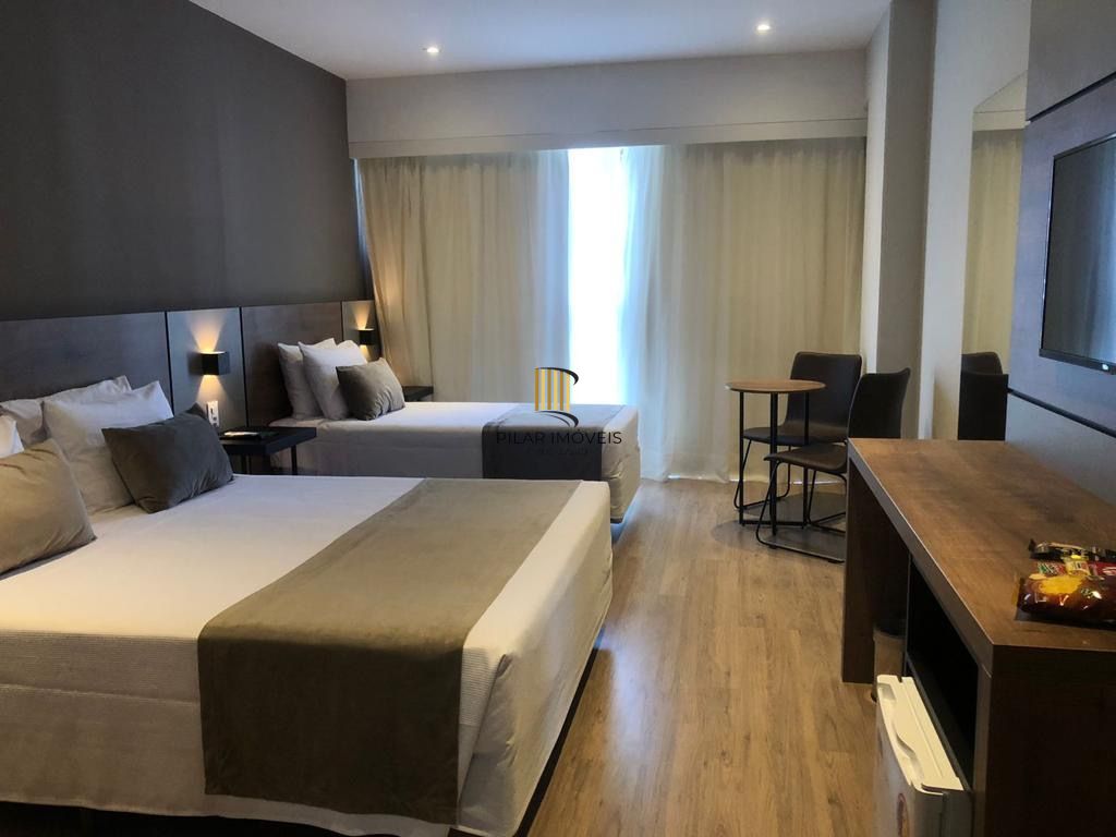 Flat 1 dormitório no bairro Centro