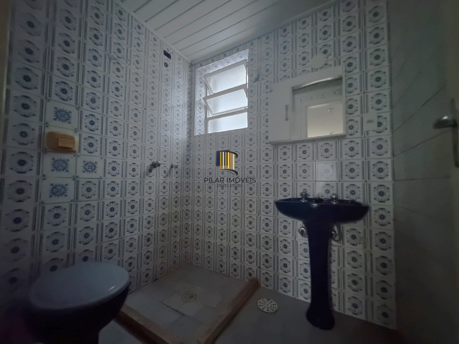 Apartamento a venda com pátio no Bairro Santana
