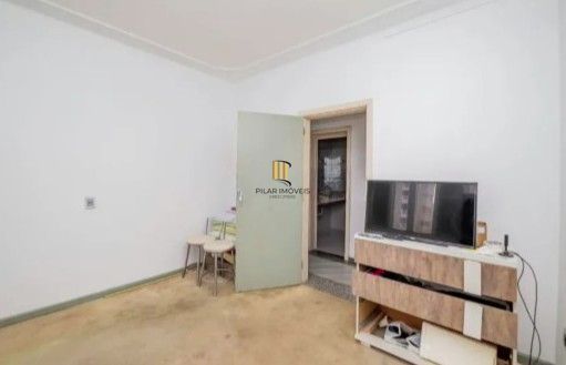 apartamento com três quartos no bairro Farroupilha