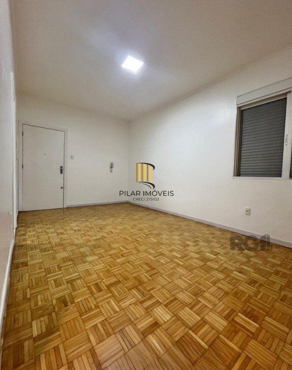 Apartamento 2 dormitórios no bairro Farroupilha