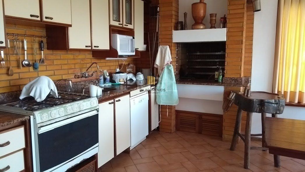 Casa para Venda - 564.87m², 4 dormitórios, sendo 2 suites, 2 vagas - Vila Assunção