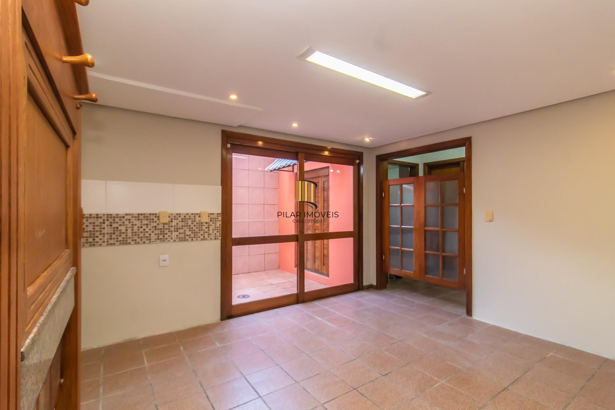 Casa de Condomínio 3 dormitórios no bairro Menino Deus