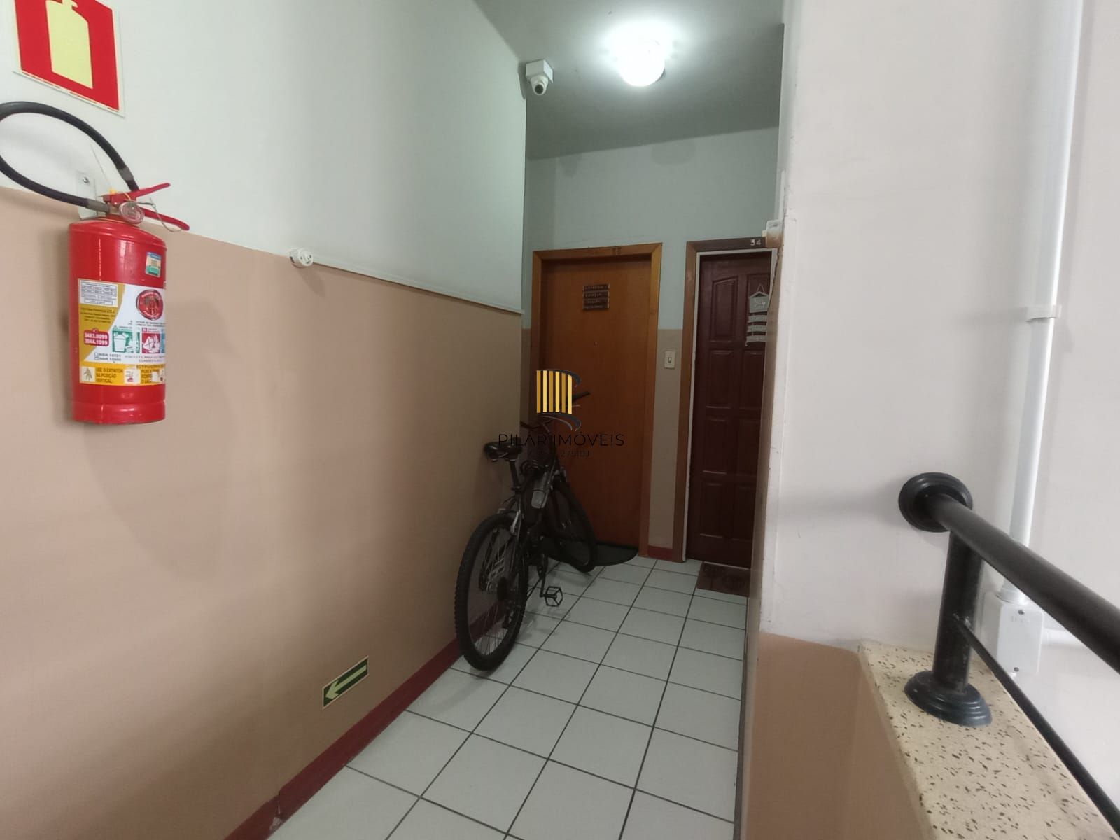 Apartamento 2 dormitórios no bairro Azenha