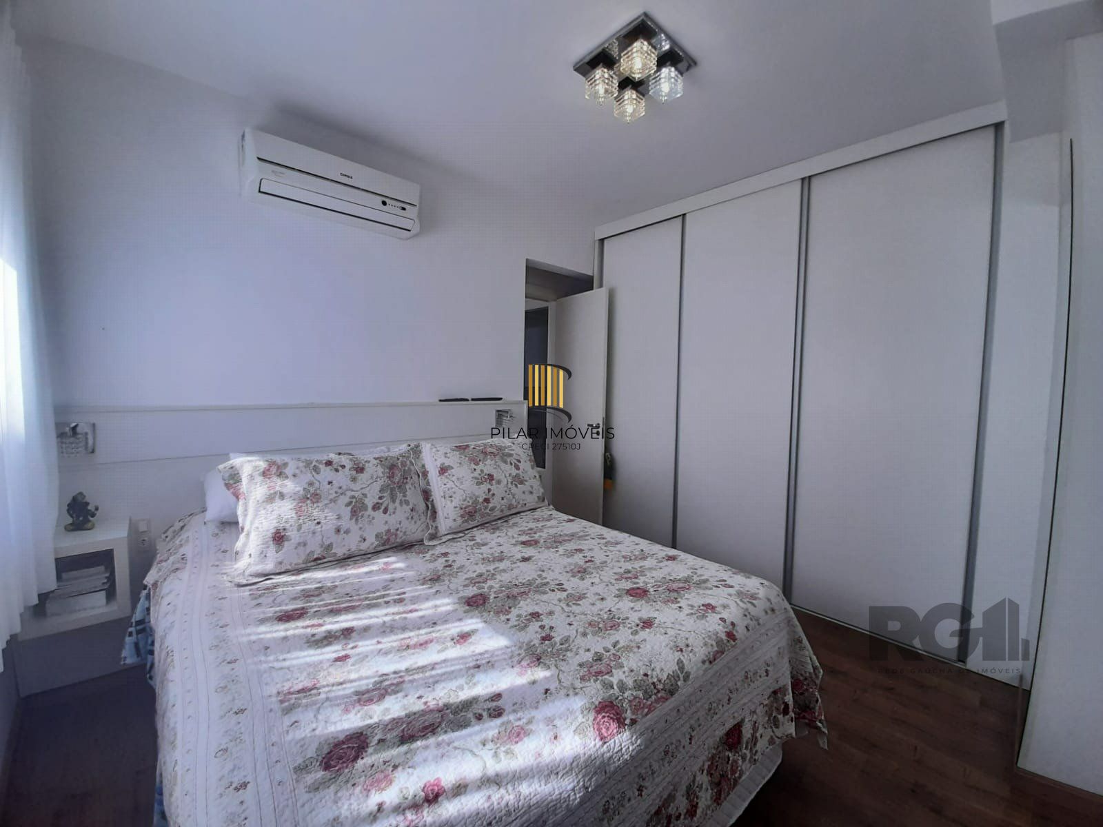 Apartamento 2 dormitórios no bairro Azenha
