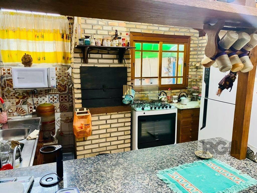 Casa de Condomínio 2 dormitórios no bairro Hípica