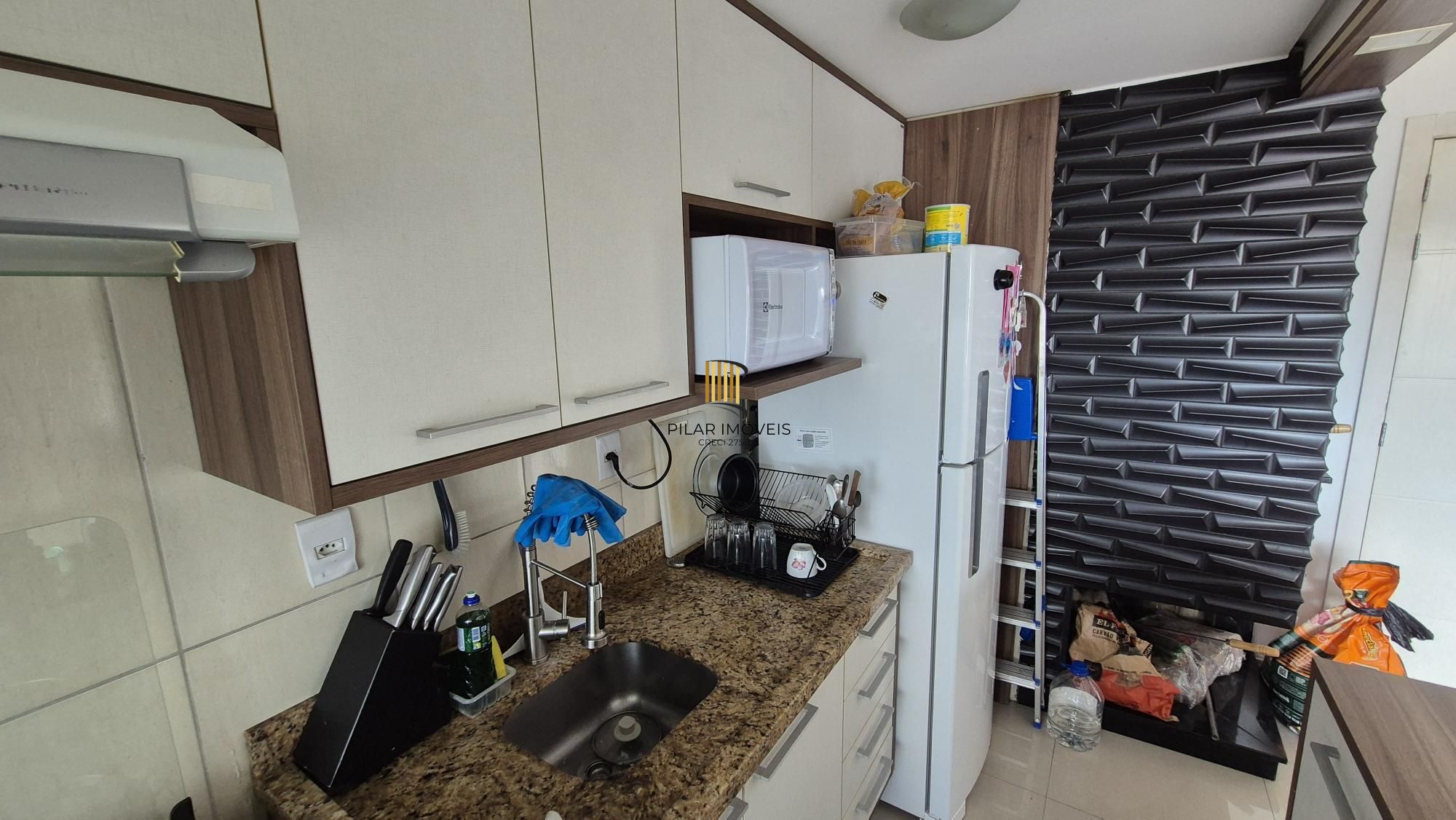 Apartamento 2 dormitórios no bairro Santana