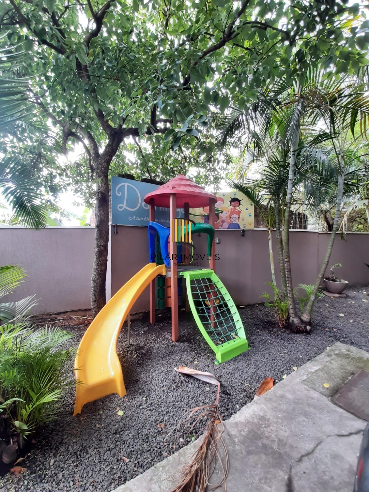 Apartamento 2 dormitórios no bairro Azenha