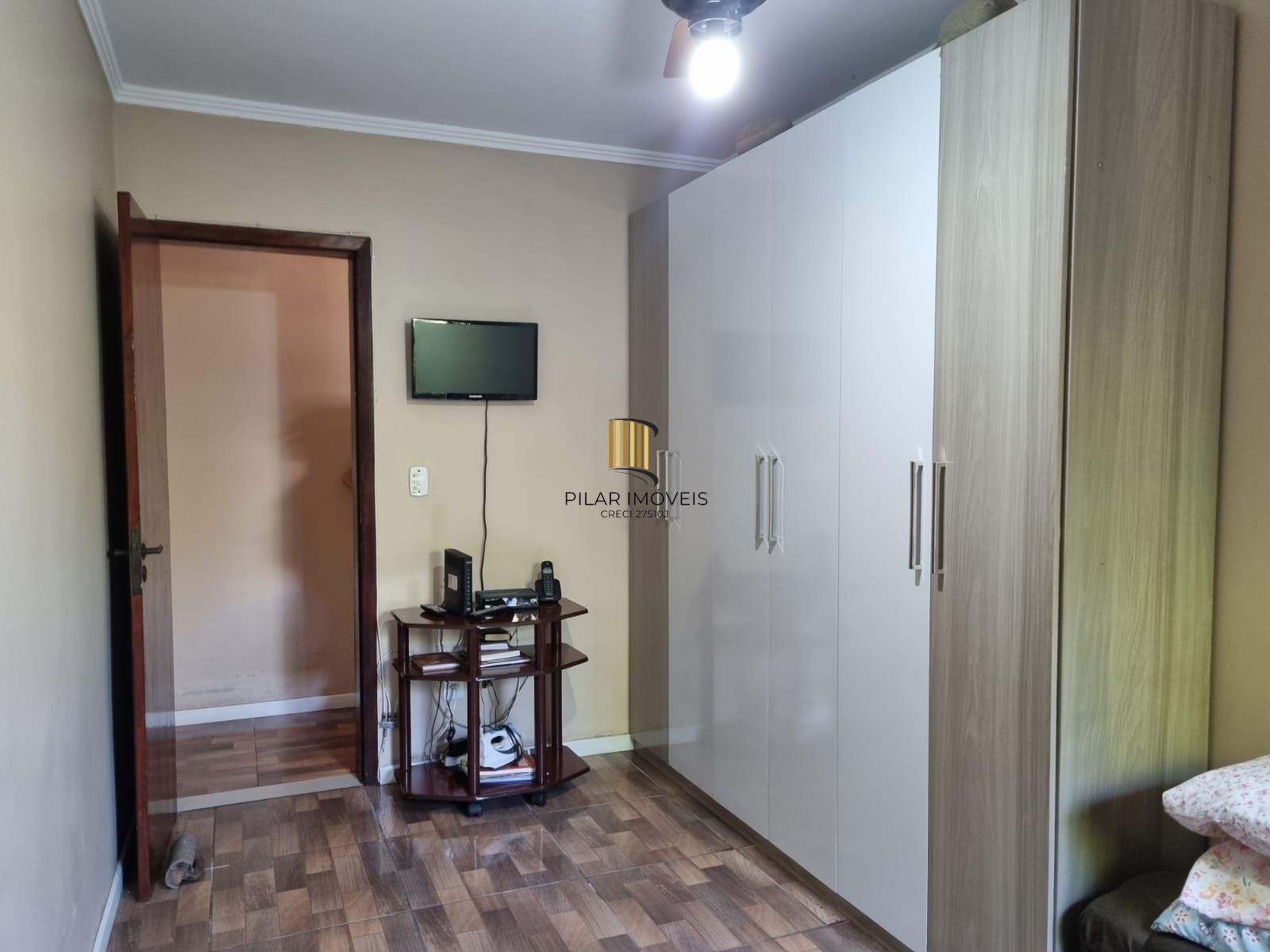 Casa 5 dormitórios no bairro Partenon
