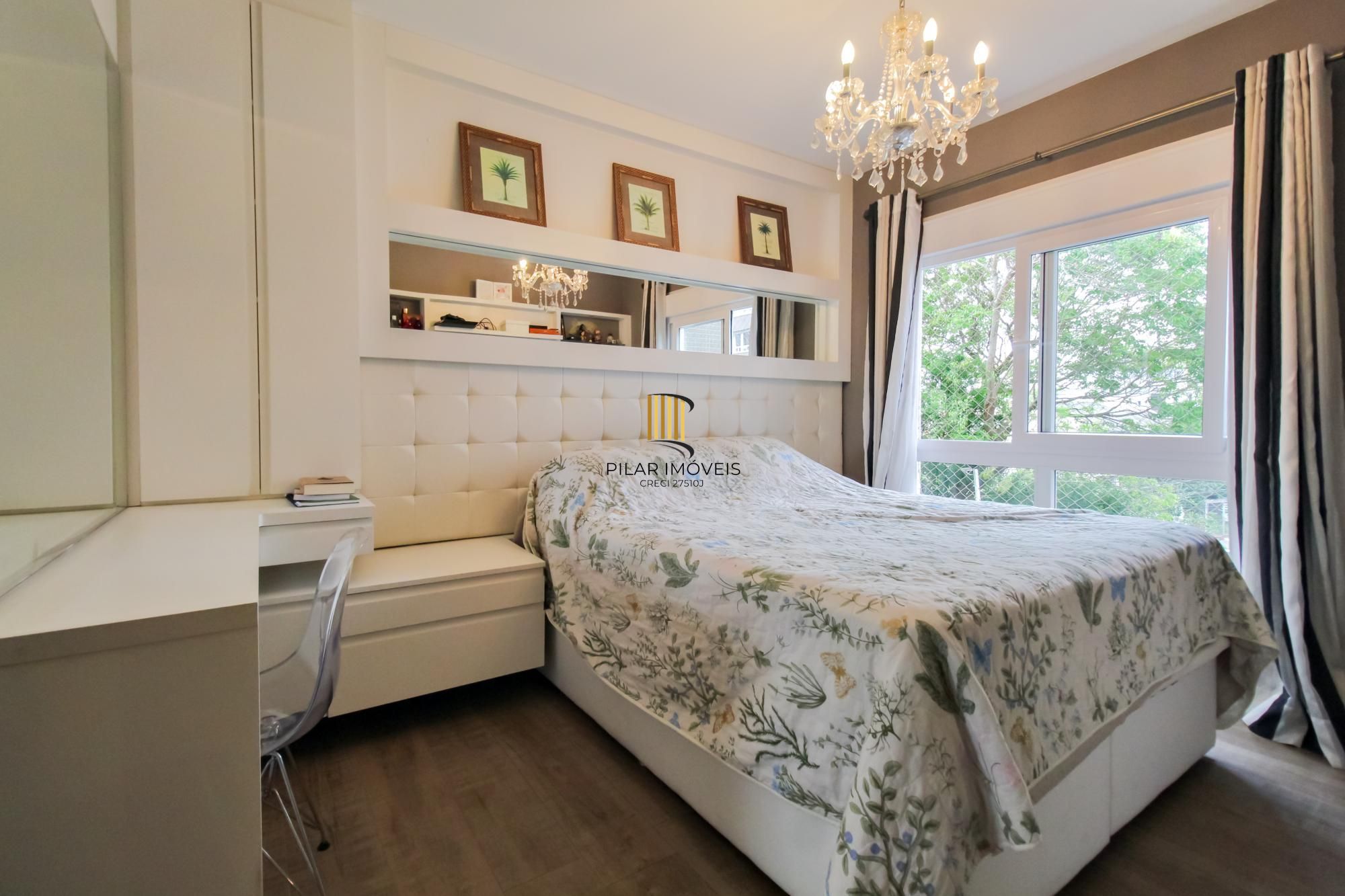 Apartamento 3 dormitórios no bairro Menino Deus