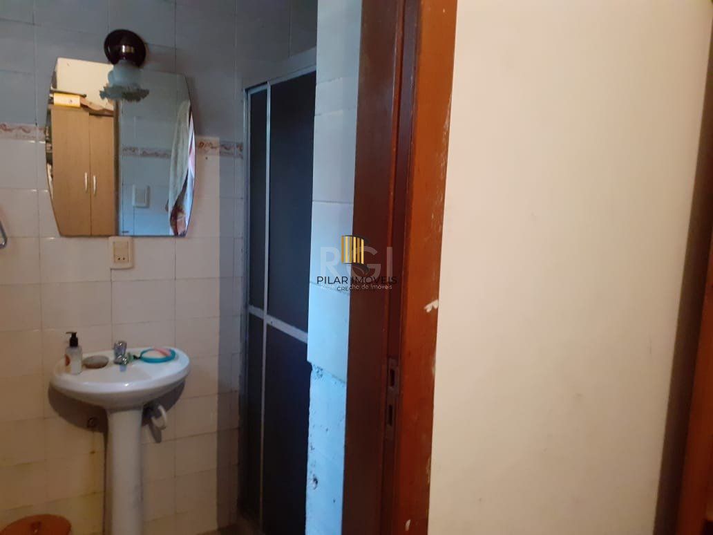 Casa para Venda - 120m², 3 dormitórios, 1 vaga - Santa Tereza
