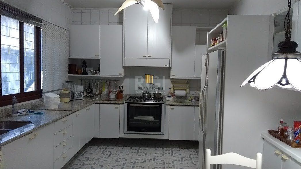 Casa para Venda - 564.87m², 4 dormitórios, sendo 2 suites, 2 vagas - Vila Assunção