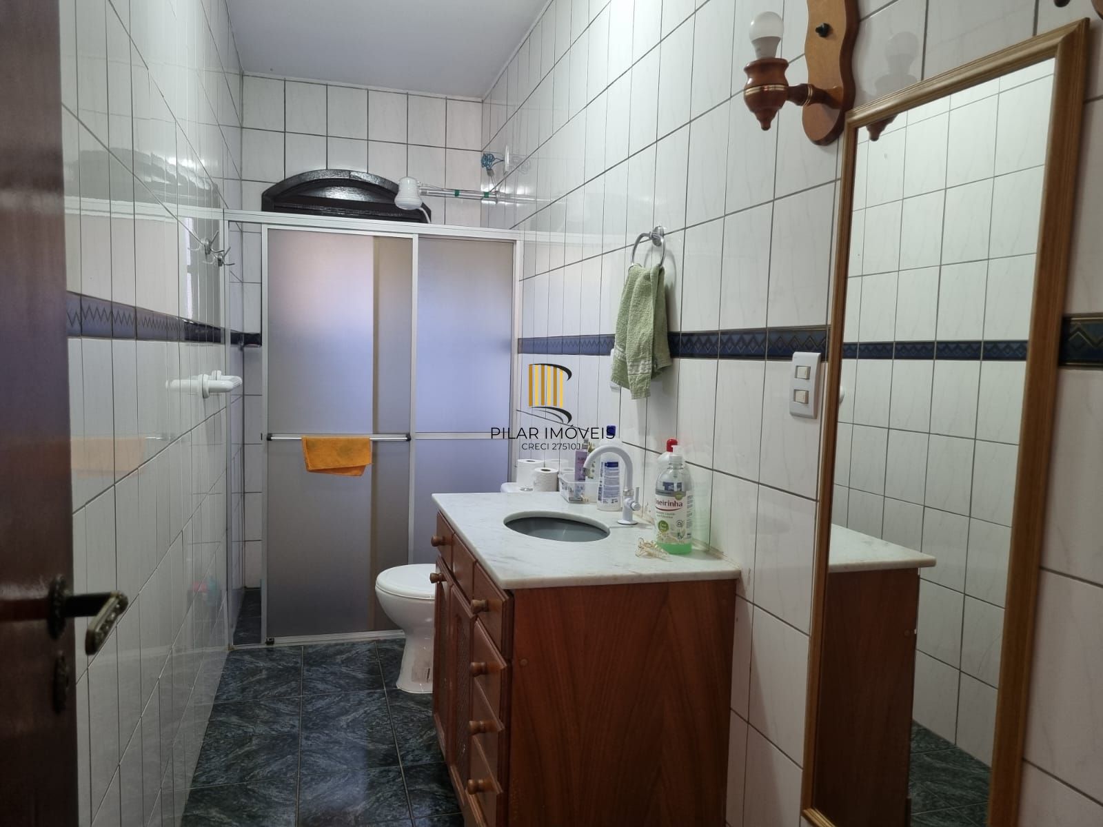 Casa 5 dormitórios no bairro Partenon